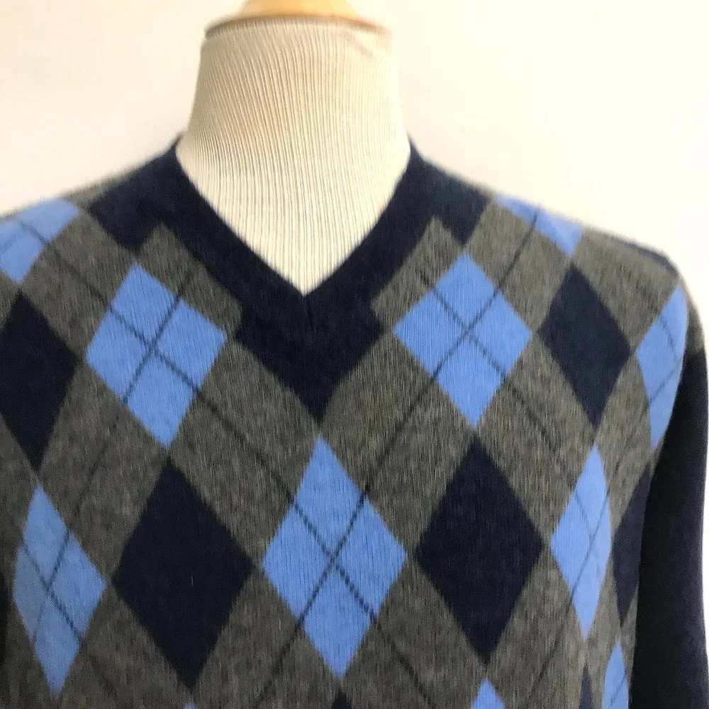 JOHN ASHFORD argyle plaid 100% CASHMERE NAVY blue v neck Sweater retro M